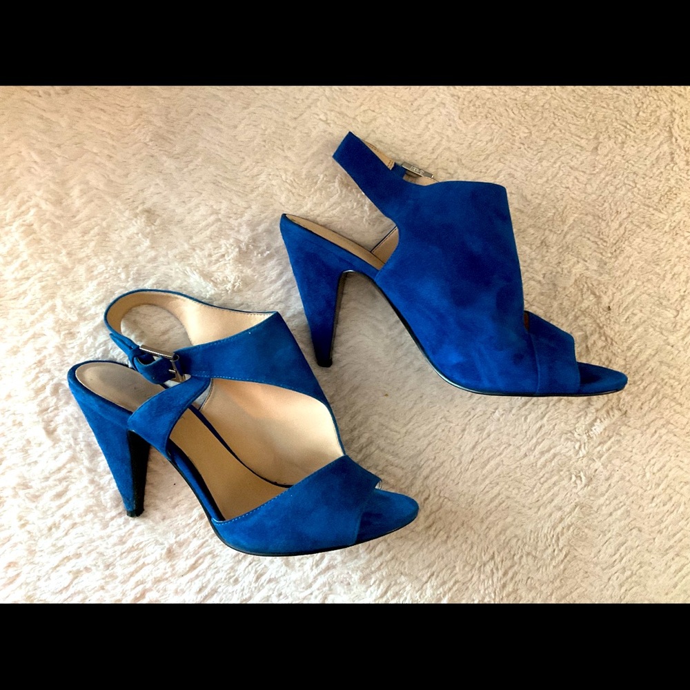 Nine West 8.5 Blue Suede Retro Sandals